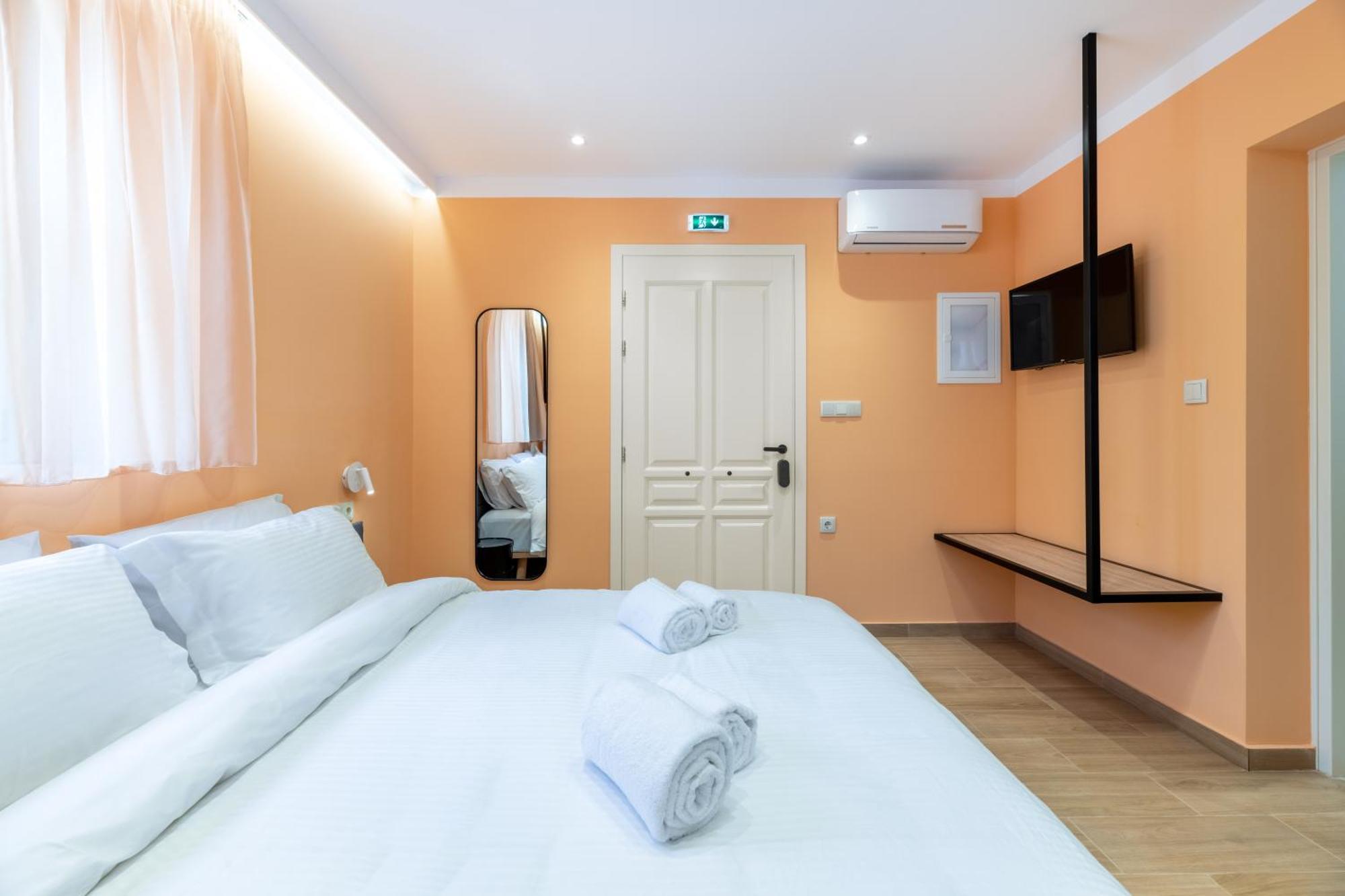 Giustiniani Apartments Chios Town Eksteriør billede