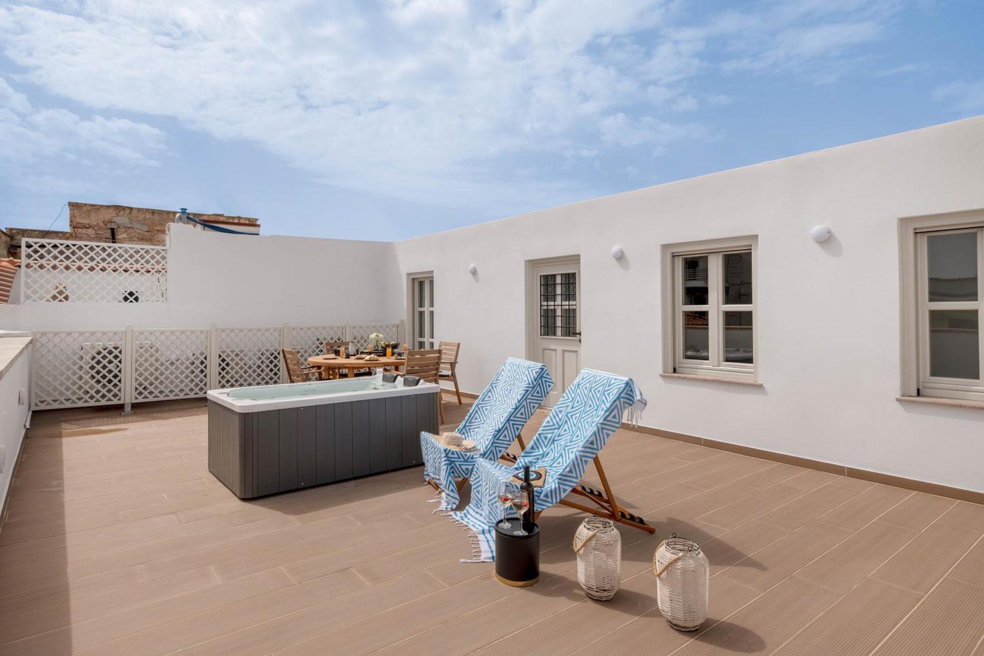 Giustiniani Apartments Chios Town Eksteriør billede
